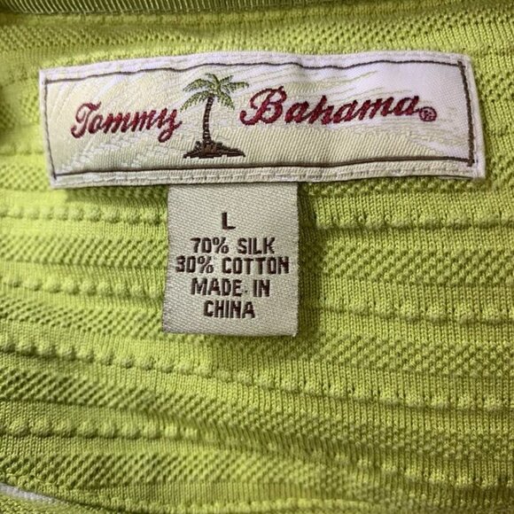 Tommy Bahama. Size Large. Silk/Cotton Textured Polo. Short Sleeve. B91. - Picture 4 of 4